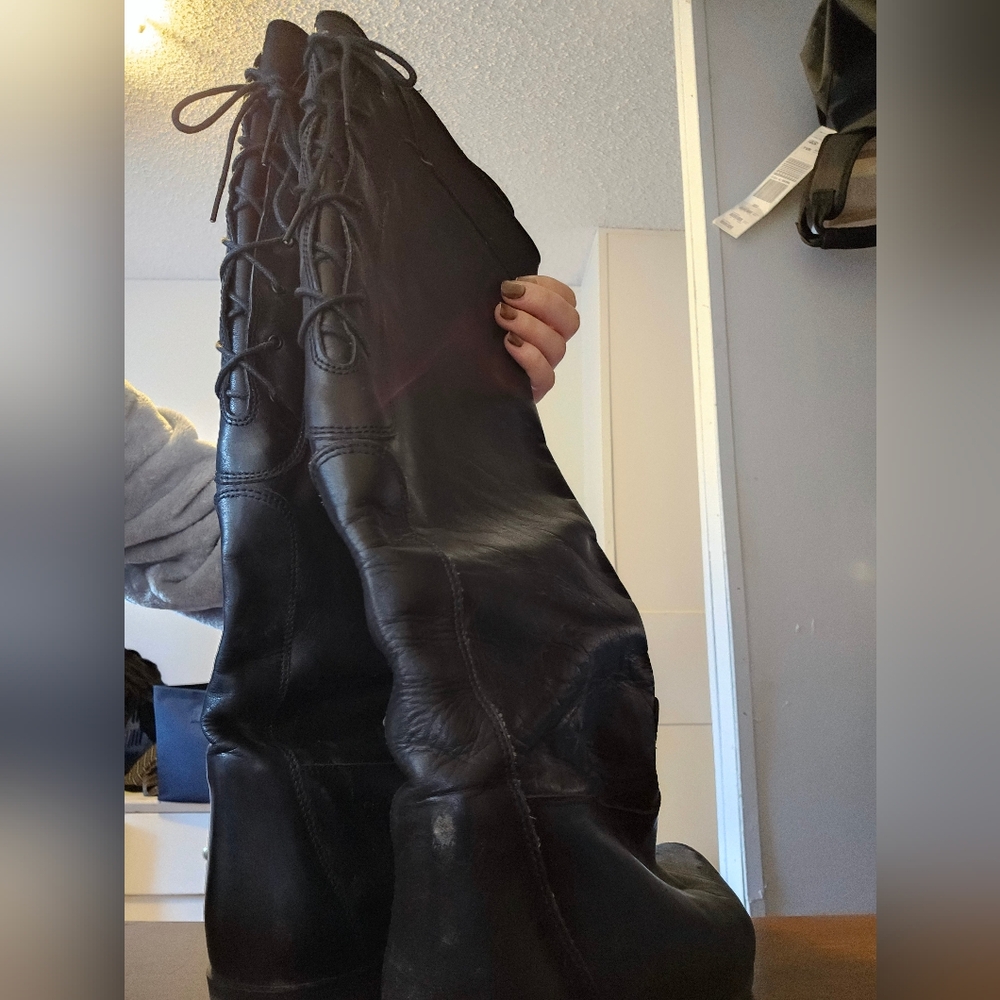 Womens Vintage Tall Black Leather Boots Lace up Detail Size 8 Alternative Shoes